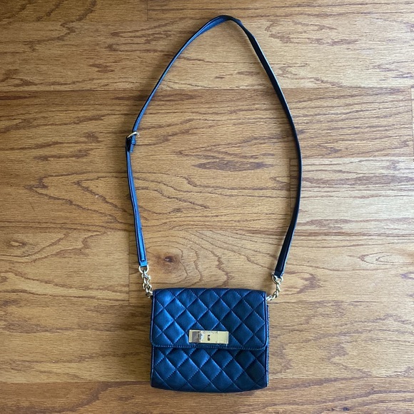 Calvin Klein Women's Metallic Quilted Lamb Leather Crossbody - Picture 4 of 12